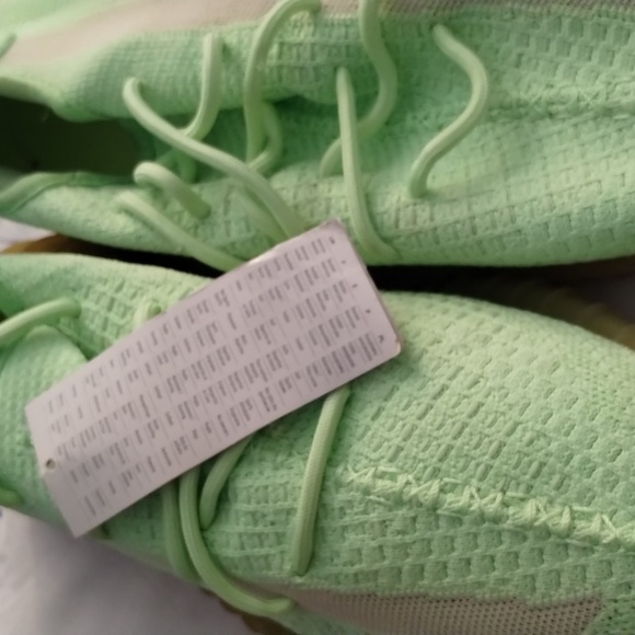 Adidas - Picture 2 of 5